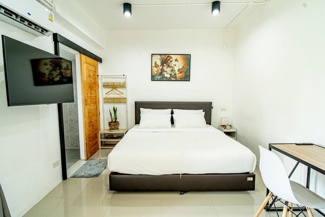 Laewan Guesthouse Баан Тай Екстериор снимка