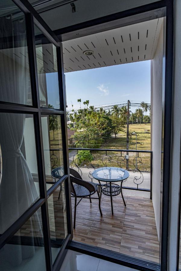 Laewan Guesthouse Баан Тай Екстериор снимка