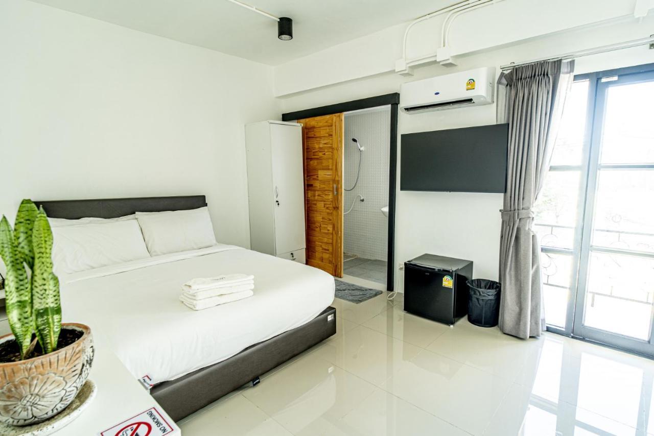 Laewan Guesthouse Баан Тай Екстериор снимка